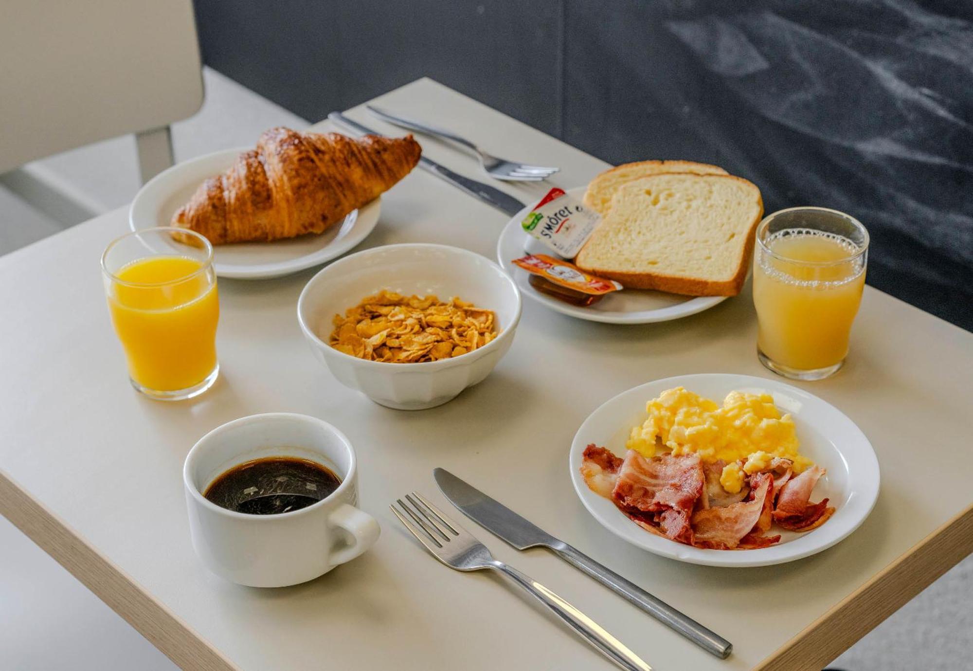 B&B Hotel Cambrai 프로빌 외부 사진